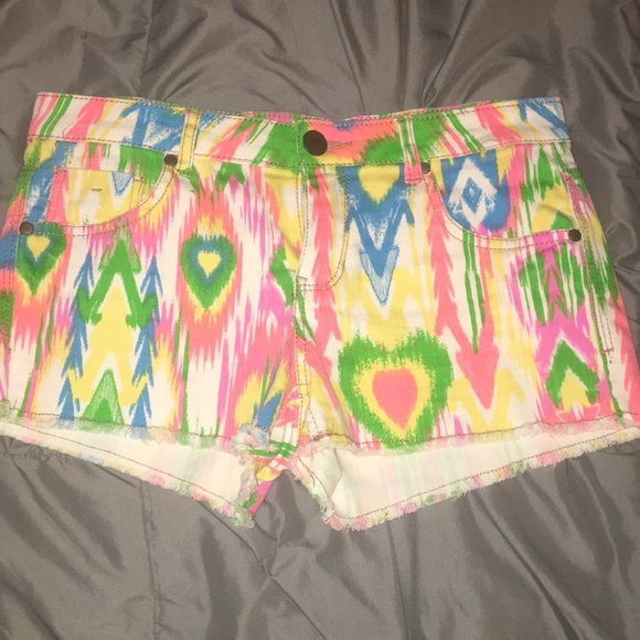 Cute multi colored shorts (from TJMaxx) - Picture 1 of 3